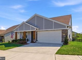 136 Mallard Dr, Lake Frederick, VA 22630