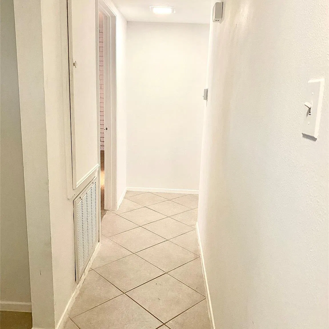 3 bed, 2.0 bath, 1208 sqft, $1,600 — Photo 3