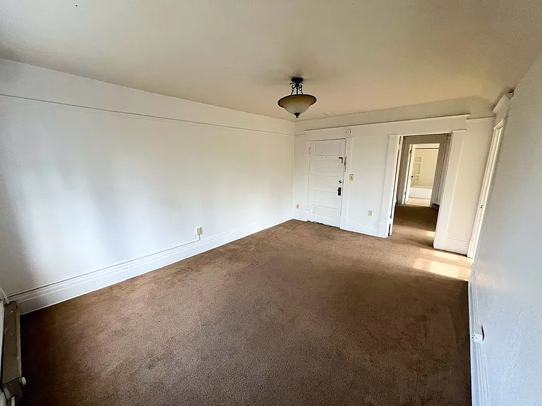 1125 W 11th Ave - 14 Unit — Photo 4