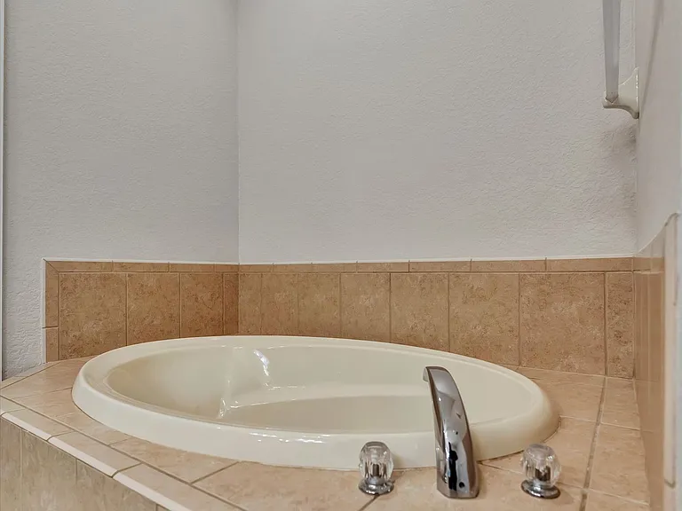 2159 Chenille Ct — Photo 21