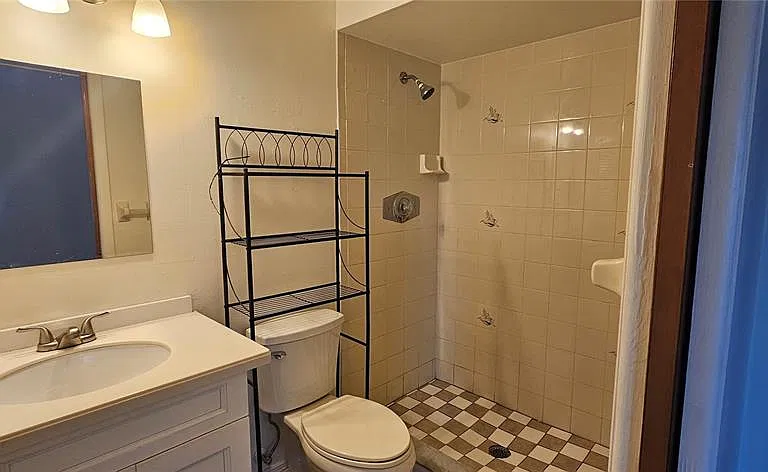 4904 Vincennes Ct #209 — Photo 13