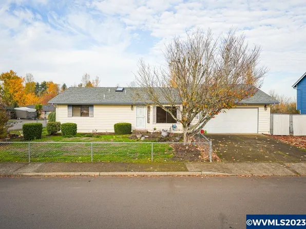 1935 Rock Ledge Dr NE, Keizer, OR 97303