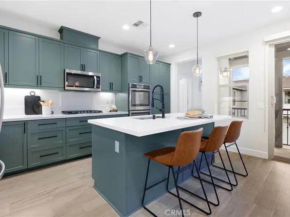 90 Jaripol Cir, Rancho Mission Viejo, CA 92694