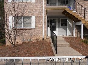 2nd image of 108A Meadow Park Ln