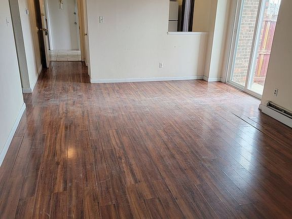 5th image of 4290 Loomis Ave APT 2
