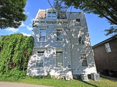 2404 W Clifton Ave, Cincinnati, OH, 45219