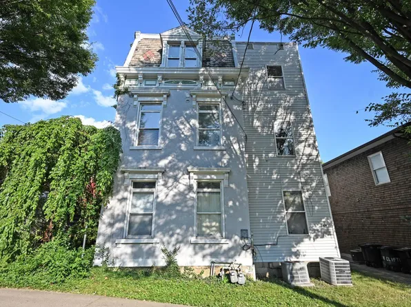 2404 W Clifton Ave, Cincinnati, OH 45219