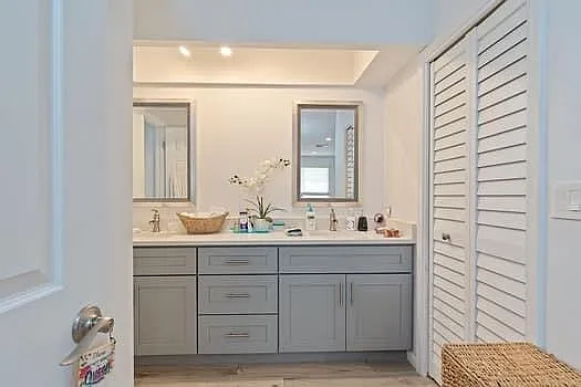 415 Pine Tree Ct #17 — Photo 12
