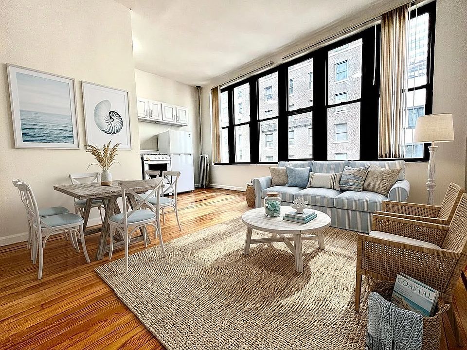1st image of 50 W 55th St #4I
