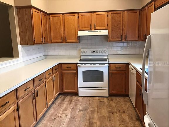 4th image of 8827 Village Green Blvd