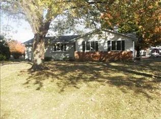 58086 Benham Ave, Elkhart, IN 46517