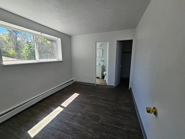 1641 Hanover St #6 — Photo 7