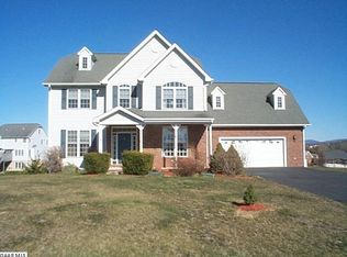 51 Hamshire Way, Fishersville, VA 22939