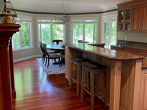 4th image of 131 Greenan Ln