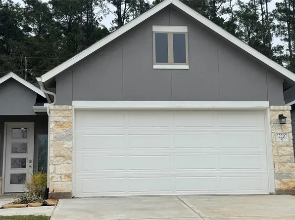12207 Ridge Top Dr, Conroe, TX 77304