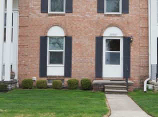 37500 Charter Oaks Blvd, Clinton Township, MI 48036