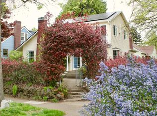 1537 SE Flavel St, Portland, OR 97202