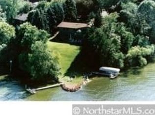 3396 Kings Point Rd, Excelsior, MN 55331