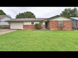 1709 S 5th Pl, Broken Arrow, OK 74012