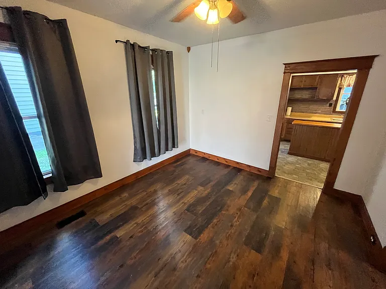 1005 Summer St — Photo 12