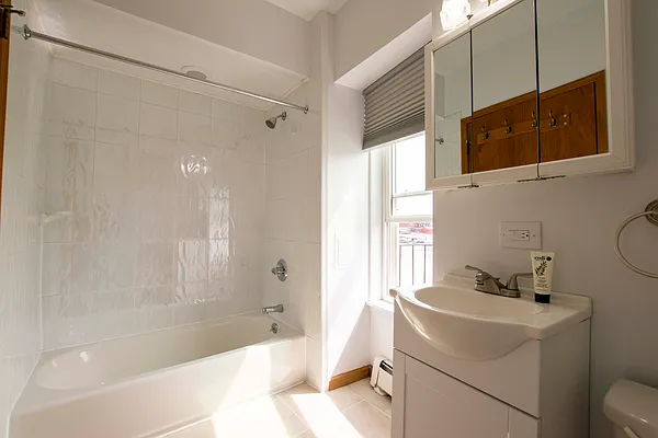 Rented by Brownstone Real Estate | media 9