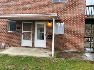 14 N Grimmett Ave #B, Mount Hope, WV 25880