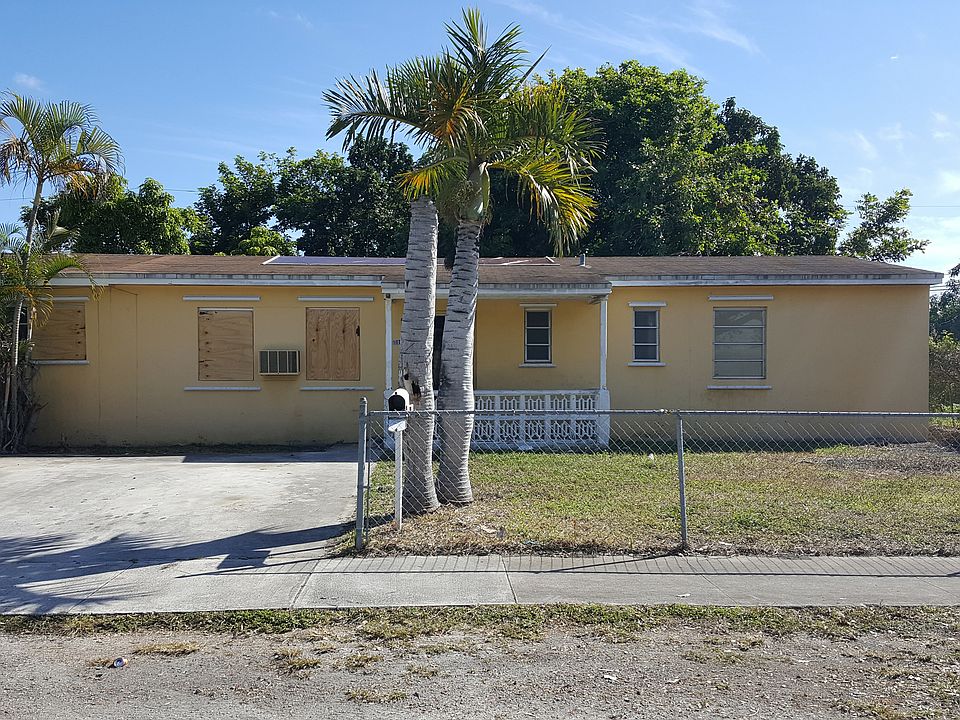 1st image of 19121 NW 6th Ct