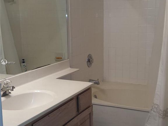 5th image of 1280 S Alhambra Cir APT 1107