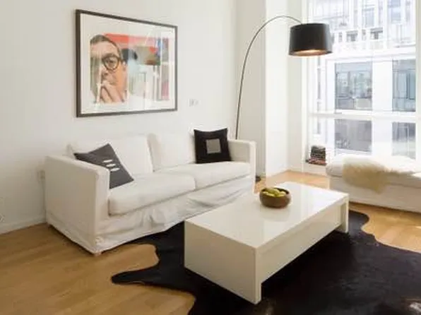 200 Chambers Street 4R image 1 of 8