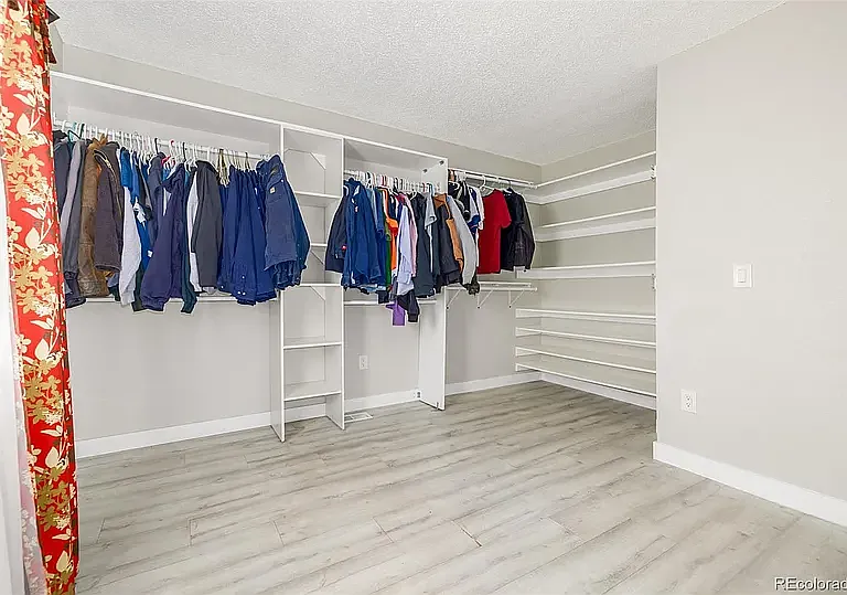18296 E Layton Pl — Photo 6