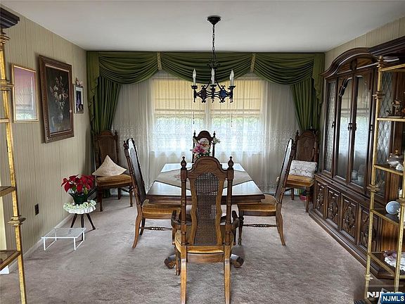 4th image of 241 Prospect Ave