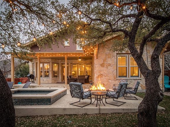 4th image of 2718 Grand Oaks Loop