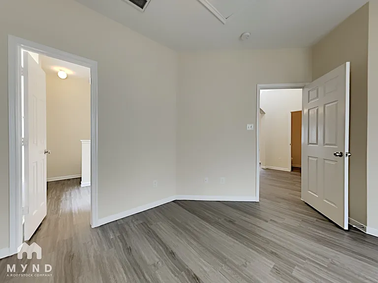 21818 Grassy Hill Ln — Photo 8