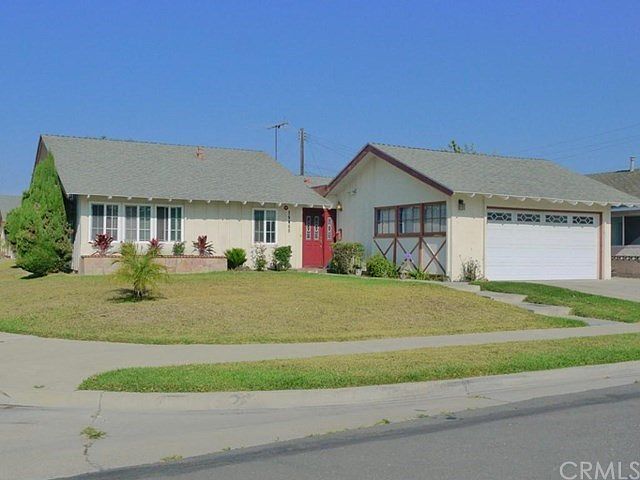 1st image of 15460 Canterbury Cir