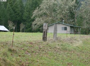 3925 Ferguson Ln, Days Creek, OR 97429