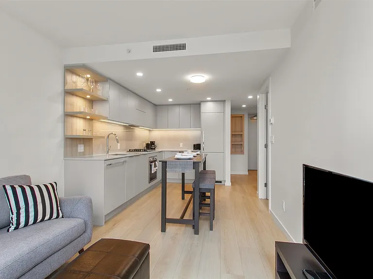 311 Alderson Ave #1805 — Photo 4