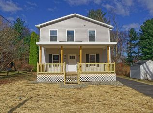 967 Riverview Rd, Niskayuna, NY 12309