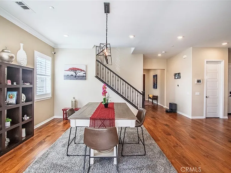 26424 Township St — Photo 8
