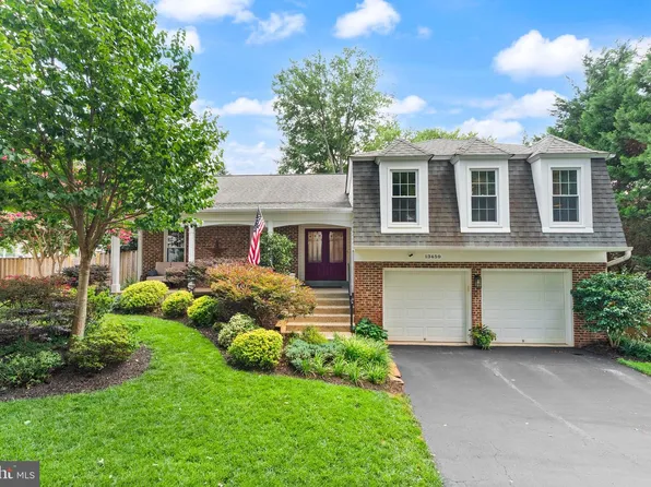 13459 Stream Valley Dr, Chantilly, VA 20151
