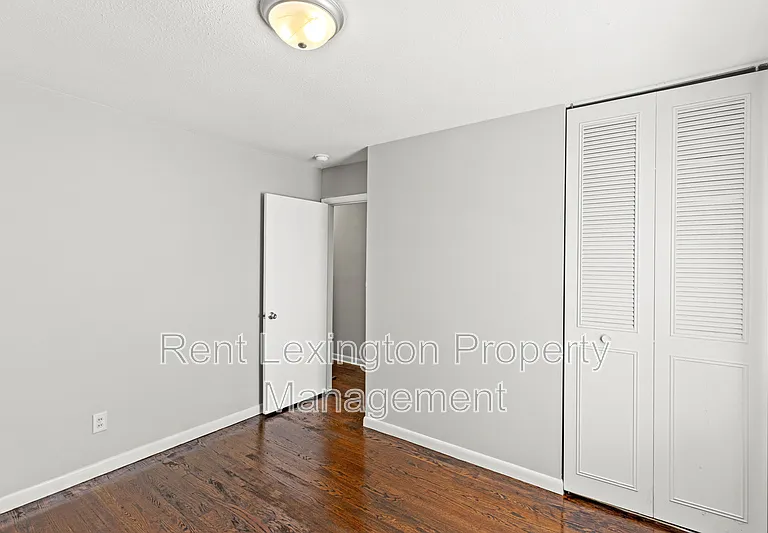 604 Hi Crest Dr — Photo 21