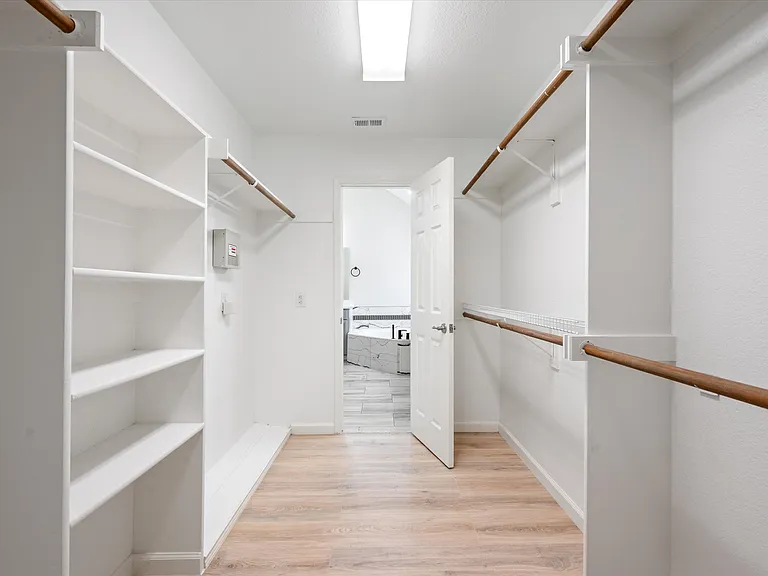 3517 Arbor Creek Ln — Photo 29