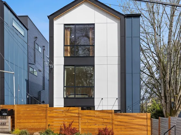 4550 33rd Avenue S, Seattle, WA 98118