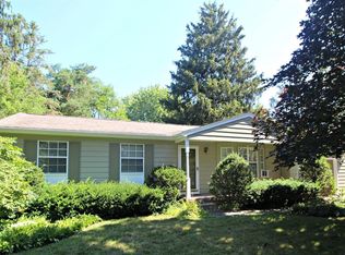 1207 Marguerite St, Flushing, MI 48433