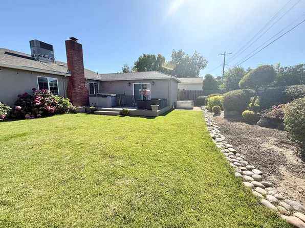 921 York St, Lodi, CA 95240