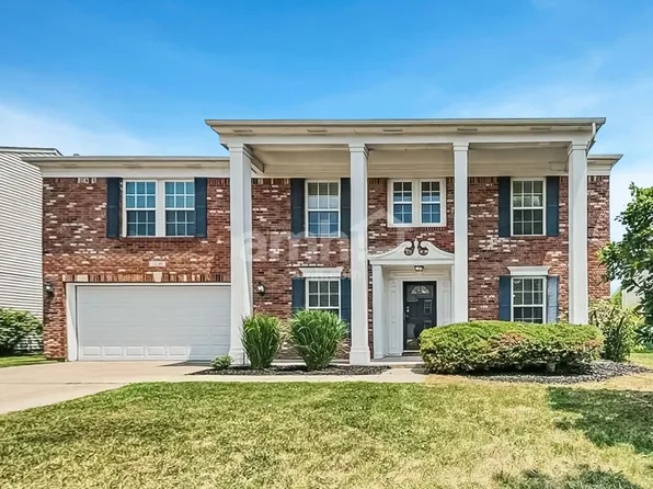 14249 Country Breeze Ln, Fishers, IN 46038