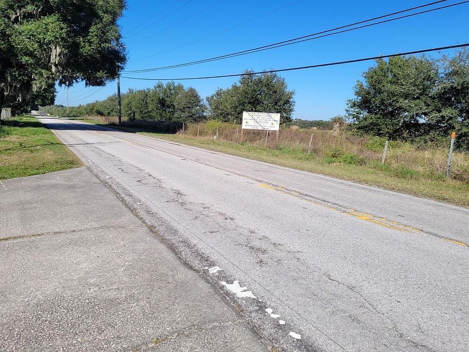 2nd image of 11313 Knights Griffin Rd