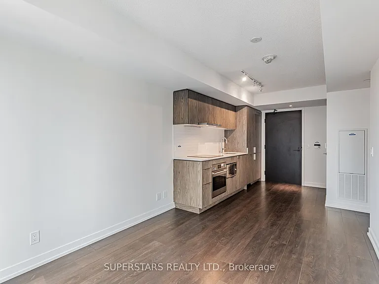 60 Shuter St #2610 — Photo 13