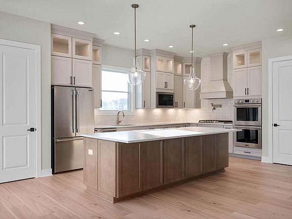 The Fairbanks - Kitchen