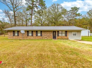 198 Seven Pines Rd, Benton, LA 71006