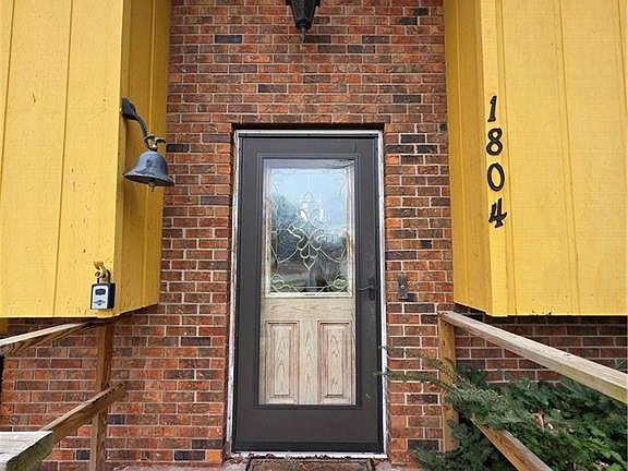 4th image of 1804 S Benton Ave